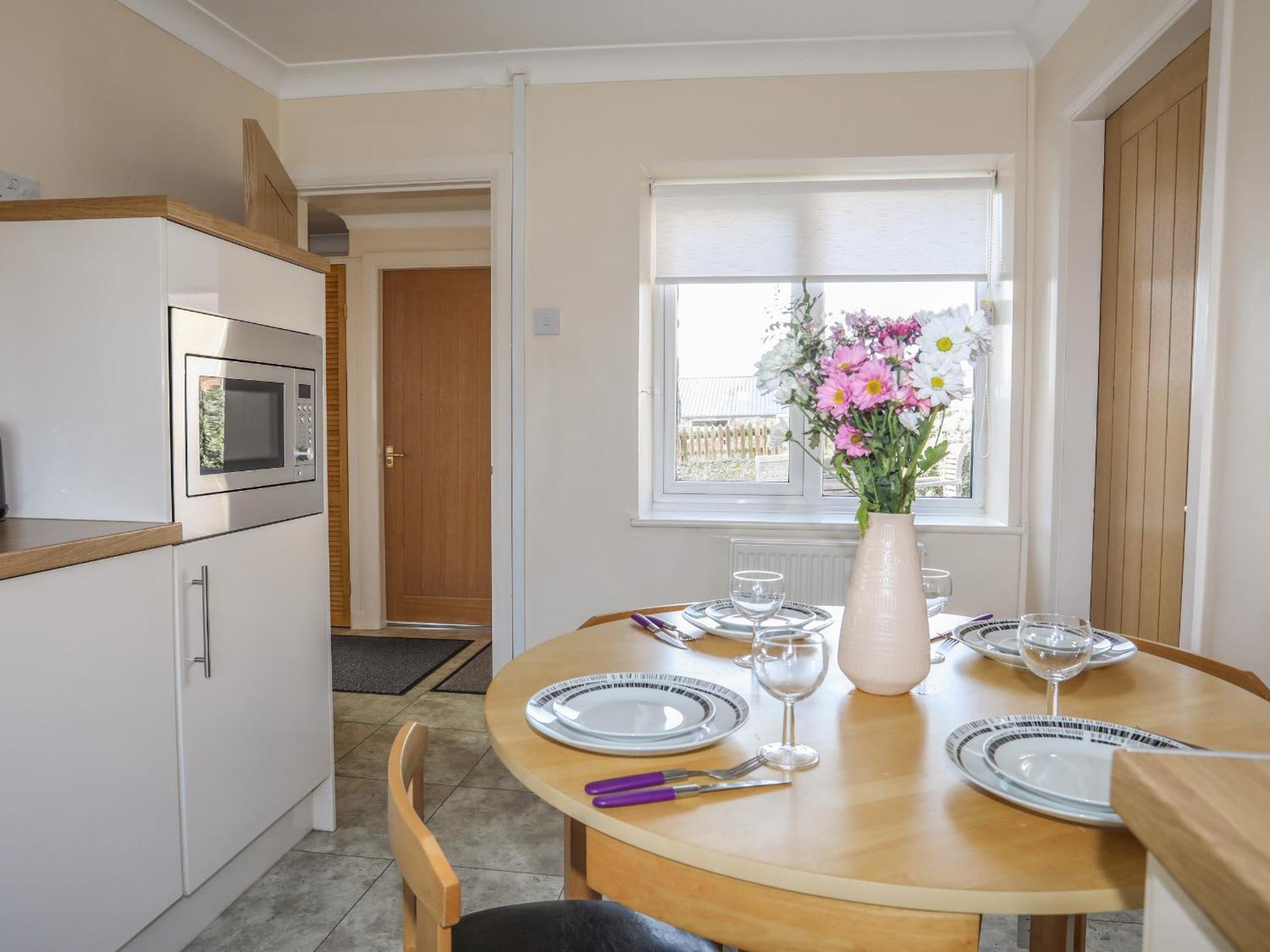 Tan Twr Farm Cottage Dwyran 外观 照片