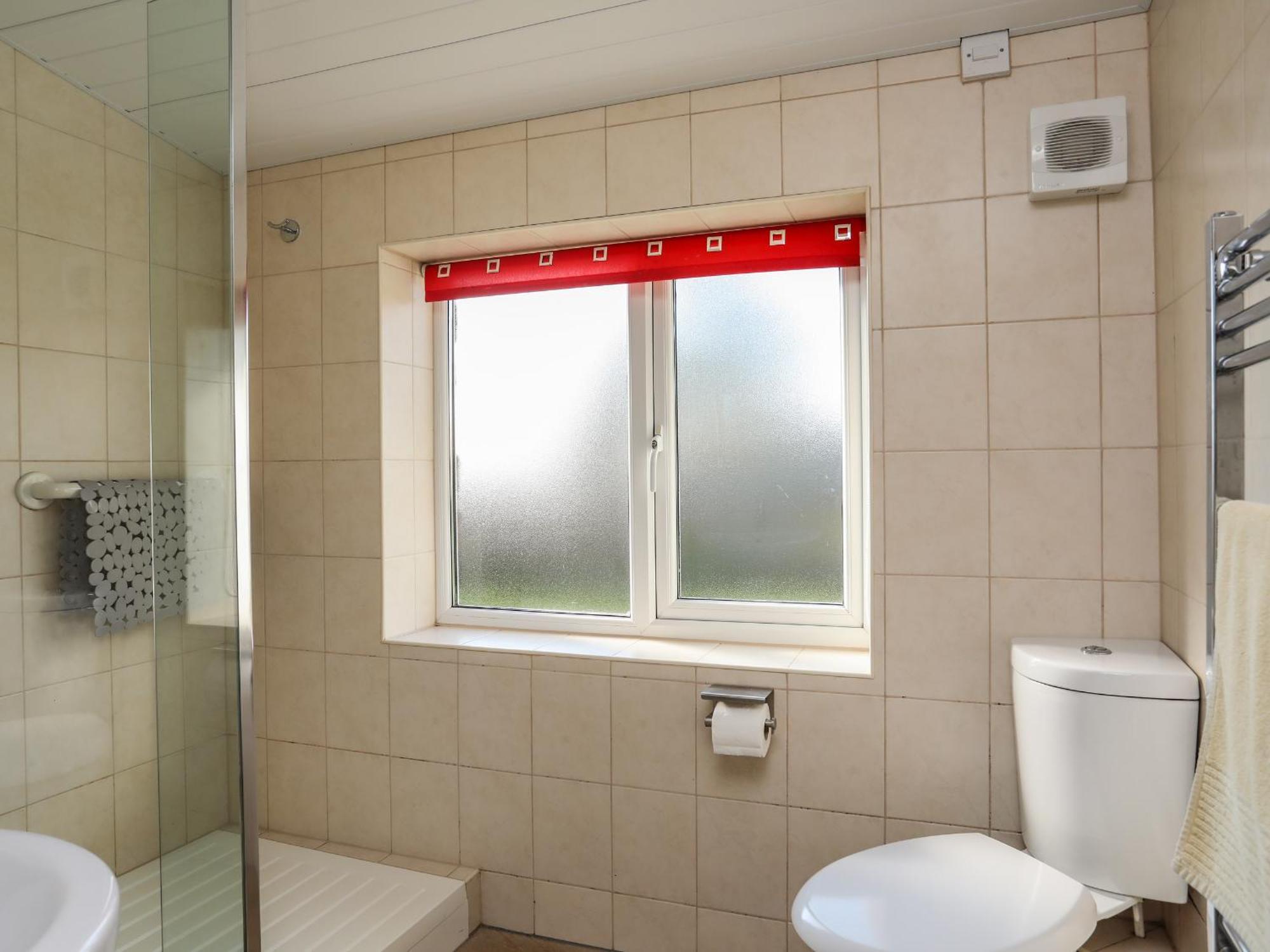 Tan Twr Farm Cottage Dwyran 外观 照片